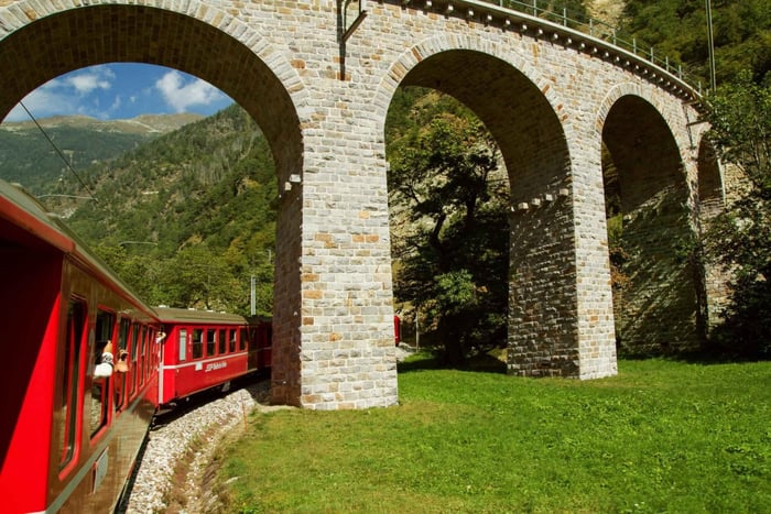 Vanuit Milaan: Bernina en St. Moritz dagtocht met de mooie trein