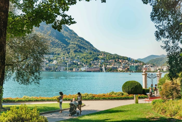 Från Milano: Comosjön med privat båt, Bellagio och Lugano