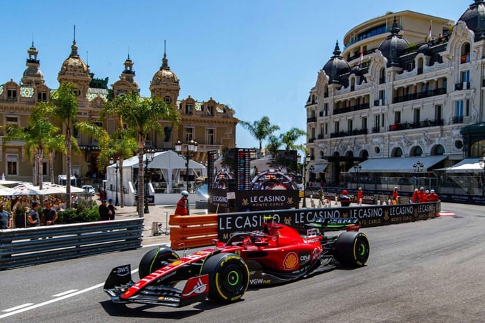 From Nice: Eze, Monaco & Monte Carlo Half-Day Tour