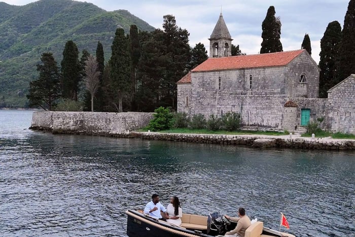7 hr private tour Perast, Kotor Bay & Blue Cave, lunch break