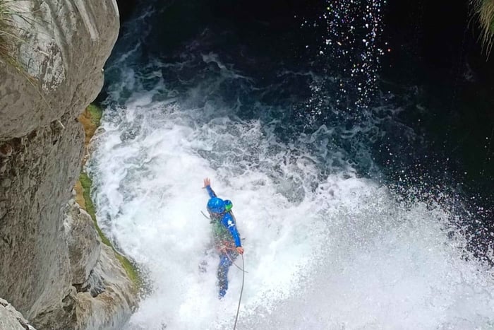 Bar: Međureč Canyon Canyoning (Flexible Time)