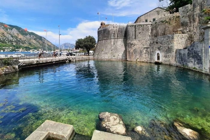 Kotor: Guided Walking Tour of Old Town