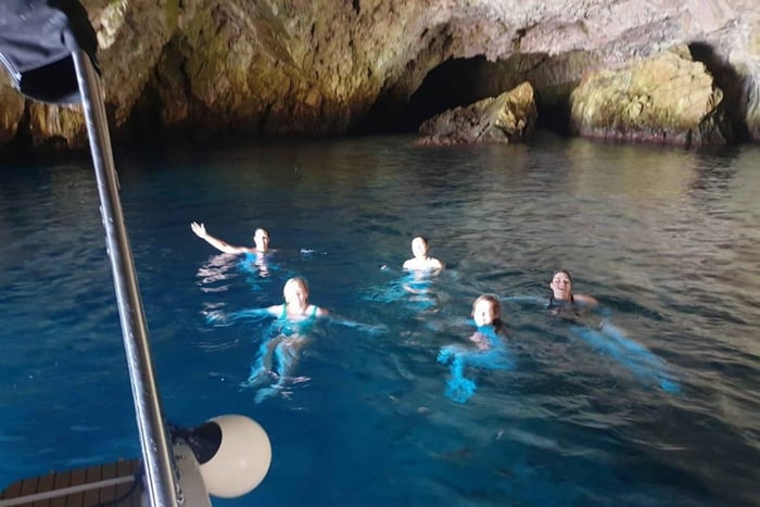 Kotor: Perast and Lady of Rocks Speedboat Sightseeing Tour