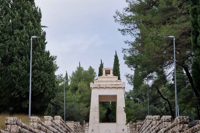 Podgorica: Old Town Walking Tour
