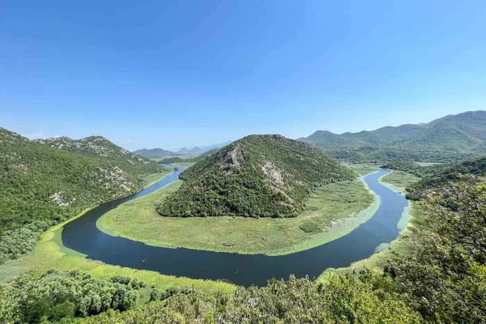 Skadar Lake Day Trip from Budva: Boat Cruise & Lunch