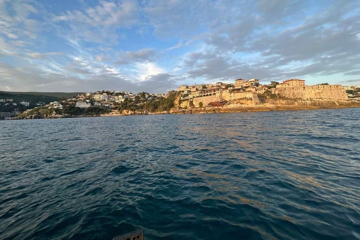Tour en barco por Ulcinj: tours privados, explora la costa de Ulcinj