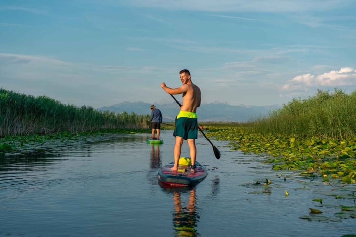 Virpazar: esplora il meraviglioso lago di Scutari in paddleboard