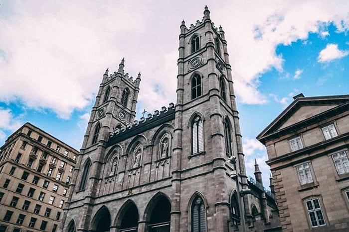 Montreal: Nieturystyczna wycieczka piesza poza bazylikę
