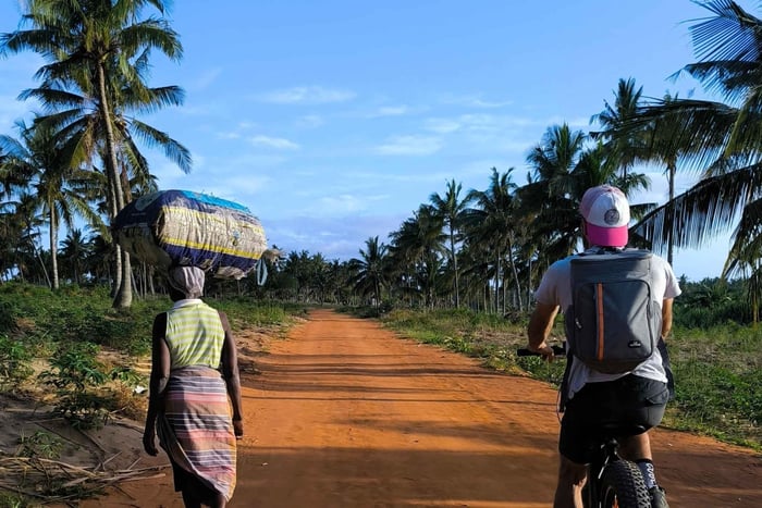 E-bike Tofo Tours: Tofo Beach, Mozambique