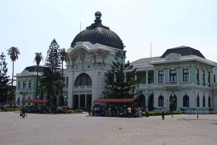 Maputo: Opastettu kaupunkikierros, lounas ja markkinavierailu