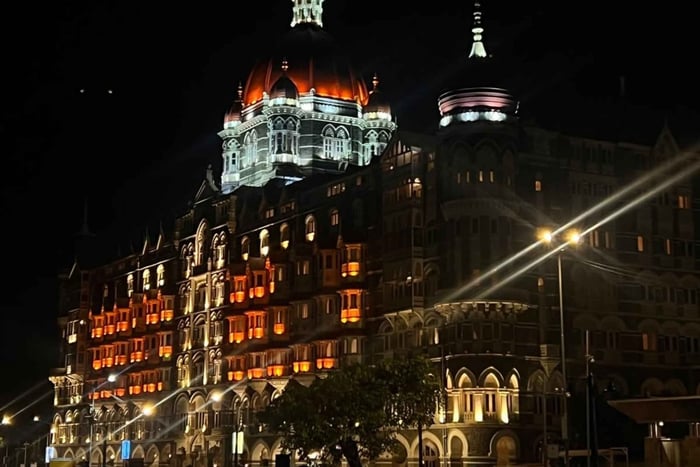 Excursão às Grutas de Kanheri, ao Mercado de Crawford e a Kala Ghoda