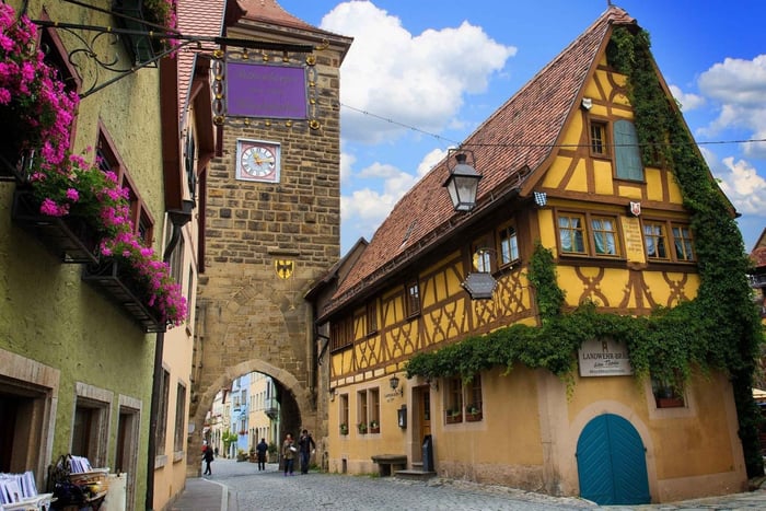 Münchenistä: Rothenburg ob der Tauberiin.