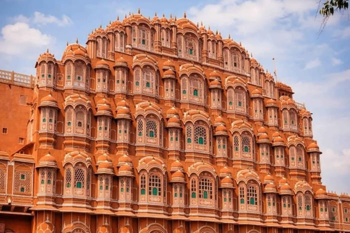 Jaipur: Private Full Day Sightseeing Tour By Car with Guide
