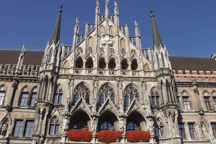Munich: Walking Tour Old Town and Viktualienmarkt