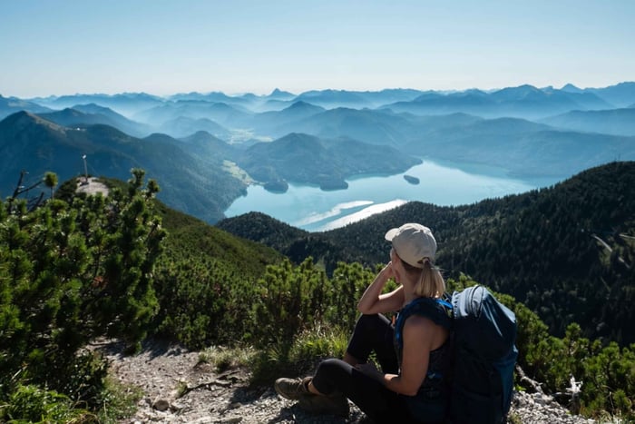 Recolha em Munique: Caminhada noturna ao pôr do sol nos Alpes da Baviera