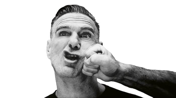 Bryan Adams - тур «Roll With The Punches»
