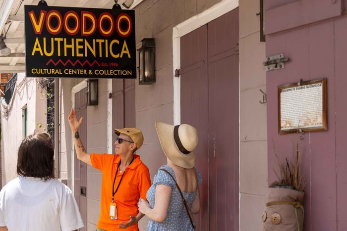 Prawdziwa historia voodoo na placu Congo Square w Nowym Orleanie z lokalnym przewodnikiem
