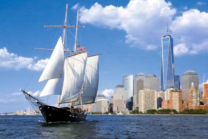 NYC: Dagssegling med Frihetsgudinnan och bar ombord