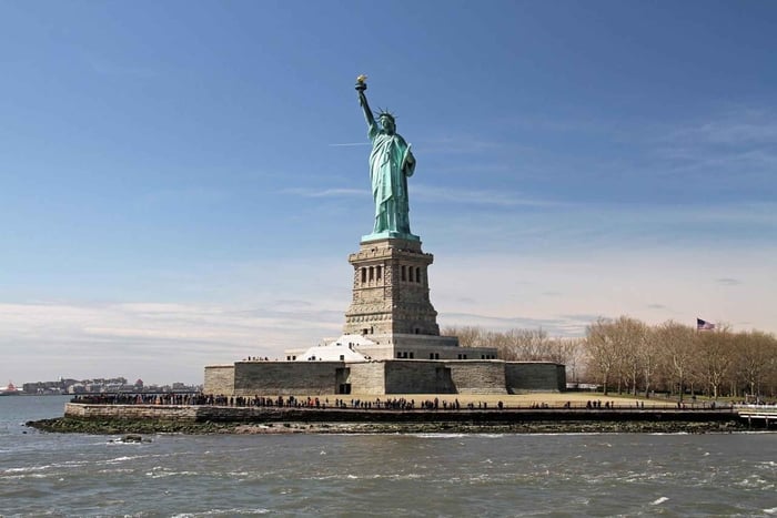 NYC: Frihetsgudinnan med tillgång till piedestal och färja