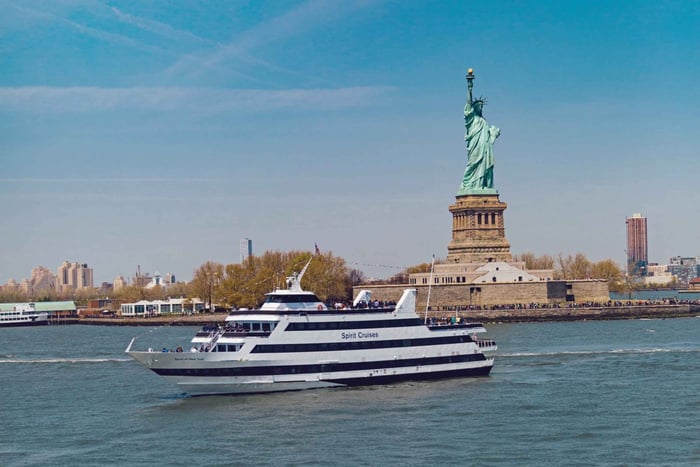 NYC: City Cruises Brunch-, frokost- eller middagsbuffet-krydstogt