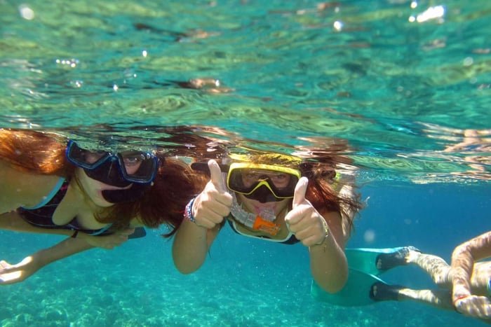 Fra Nice: Bade- og snorkelkrydstogt ved den franske riviera