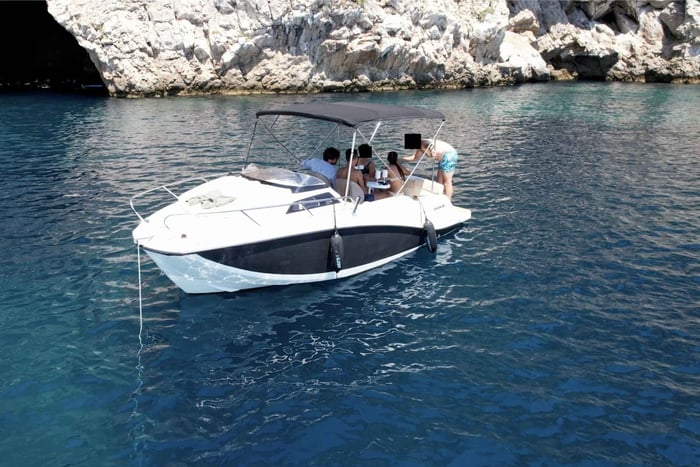 Privat båttur till Monaco med vin och stopp