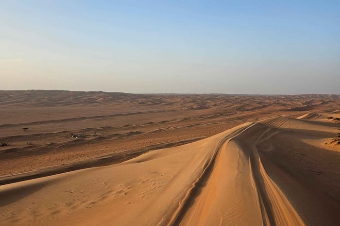 Bidiya: Wahiba Sands Desert and Sea Off-Road Tour