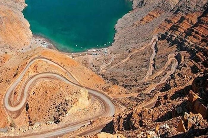 Khasab: Jebel Harim Mountain Safari with Zipline Option