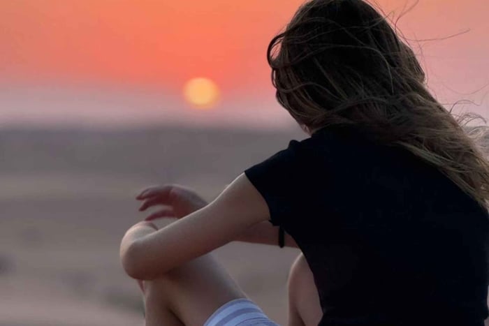 Muscat: Desert Sunset &Wadi Bani Khalid Full-Day Tour+Lunch