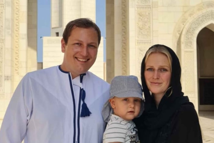 Muscat: Grand Mosque, Sinkhole, & Fins Beach - Romantic Cave