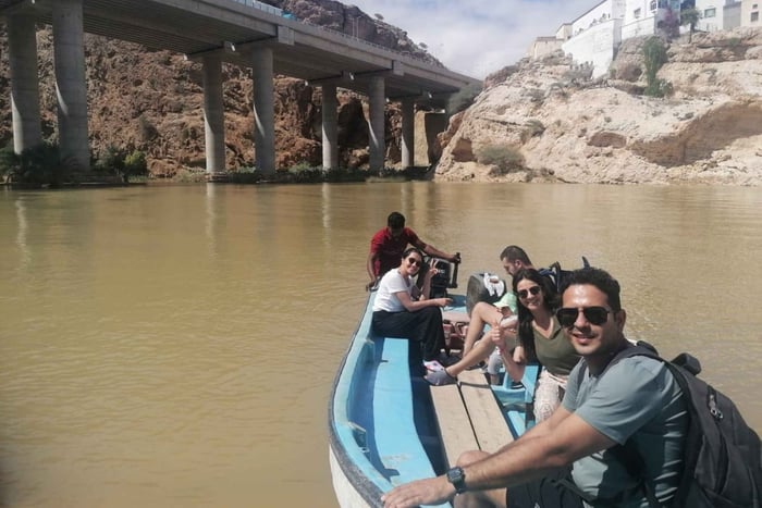 Muscat: Wadi Shab, Sinkhole, and White Beach Day Trip