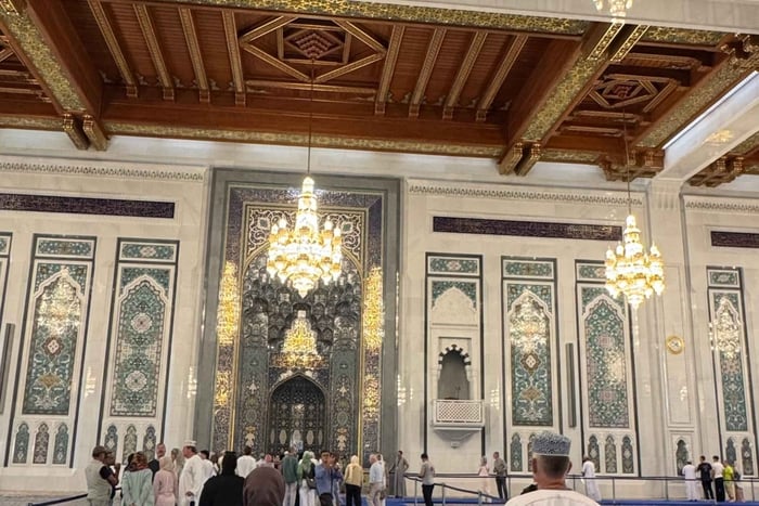 Understanding Oman – Cultural city tour in German in Muscat.