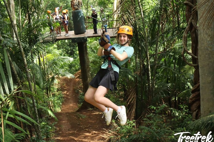 Panama City: Canopy + Exhibitions, Live exploring. Gamboa