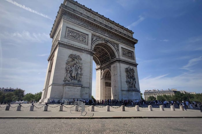 París: tour a pie por los Campos Elíseos y el Arco del Triunfo