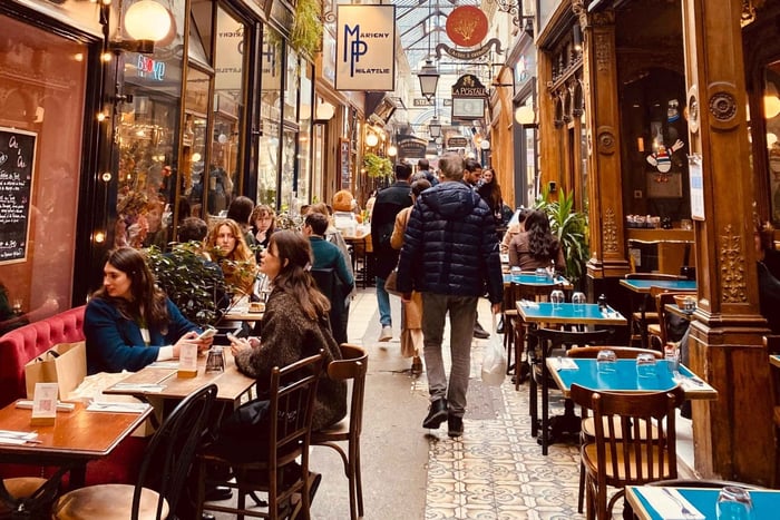 Foodtour durch die überdachten Passagen