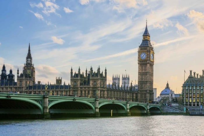 Fra Enkel dagstur til London, inkludert busstur og elvetur