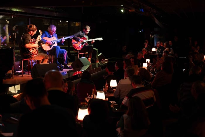 Jazz-Dinner-Konzert auf der Seine gegenüber der Notre-Dame