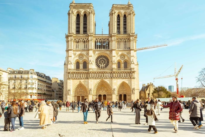 Paryż: wstęp do katedry Notre-Dame i rejs po Sekwanie