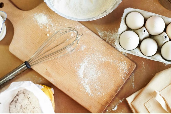 Paris:Private Cooking Class by the Eiffel Tower on houseboat