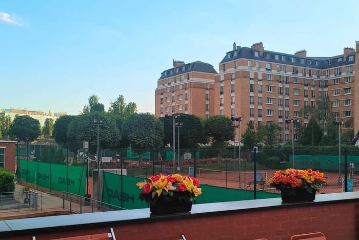 Paris : Séance de tennis privée sur terre battue avec transfert
