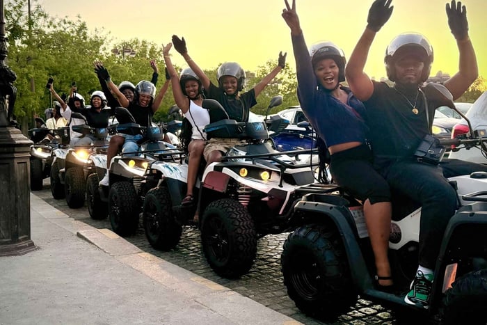 Paris insolite en Quad : Balade guidée d’1h30 avec Oh My Quad Paris