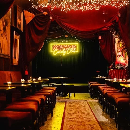 Oscar Comedy Club: il meglio dello stand up in una cornice mitica