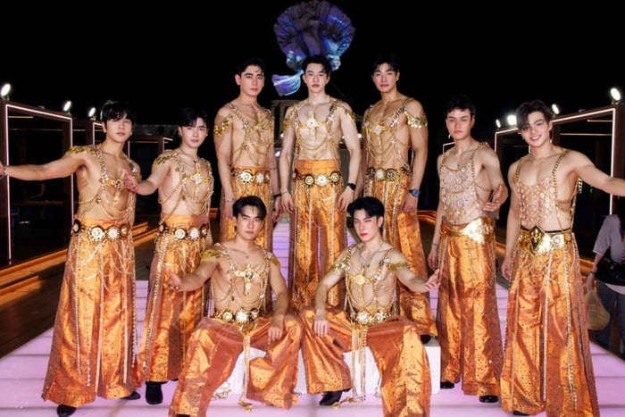 Atlantis Ocean Sky PLUS Pattaya Luxury Sunset Dinner Cruise