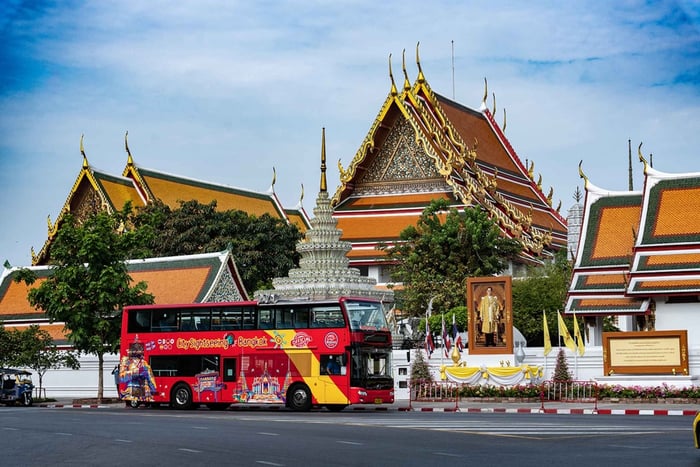 Bangkok: City Sightseeing Hop-On Hop-Off Busstur