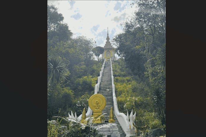 From Bangkok: Pattaya Temples & Long Neck Village Day Trip