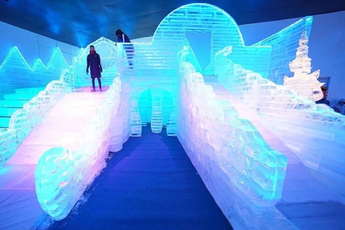 Pattaya: ingresso al Frost Magical Ice of Siam con trasferimenti