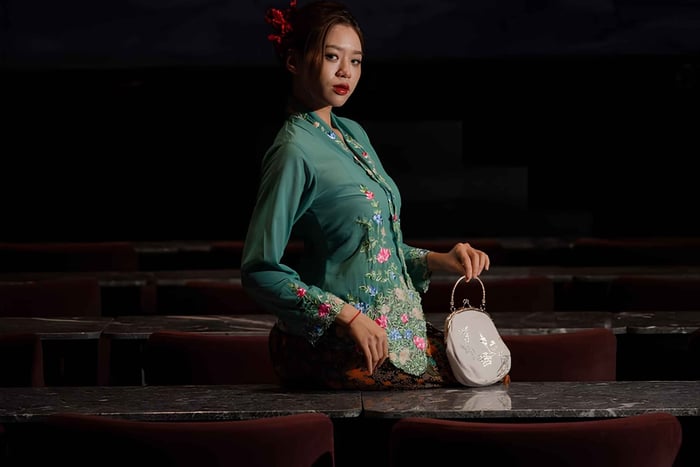 Leje af traditionelt Penang-kostume med Cerita