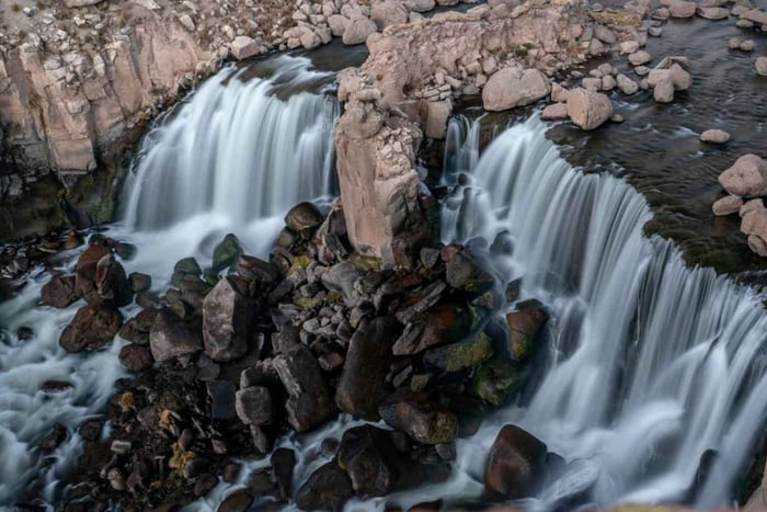 Giornata avventurosa ad Arequipa: Cascata di Pillones + Bosco di Rocce
