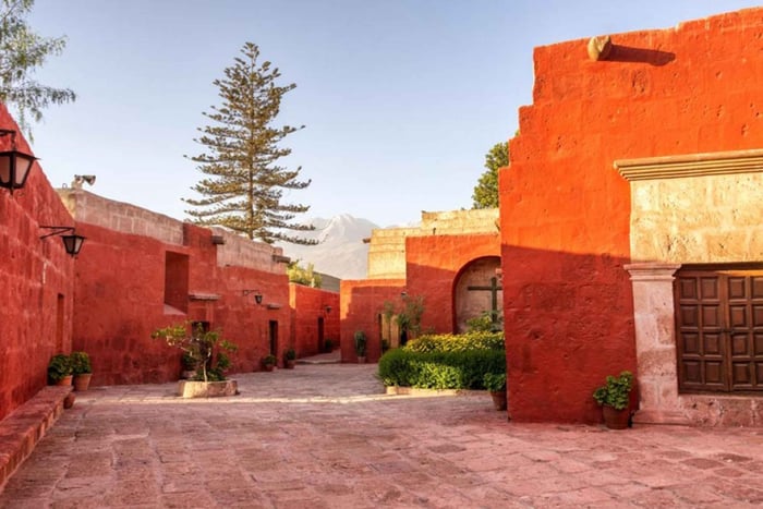 Arequipa: Las Rocas Quad Tour with City Walking Tour