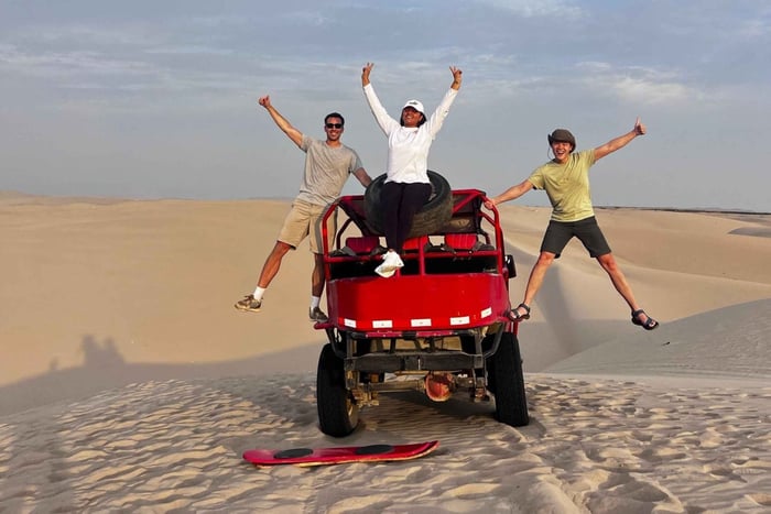 Arequipa: Mocoro Oasis Sandboarding Tour